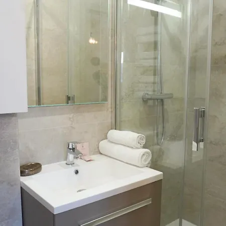 Apartment Proche Carlton & Croisette, Appartement 301 - Palmazur Vacances *
